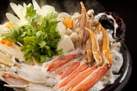 特製タラバガニ(細脚)の海鮮鍋